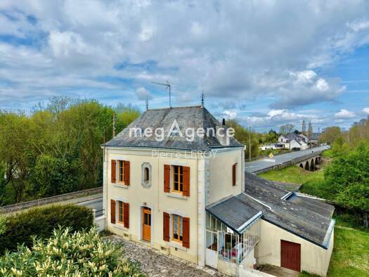 Maison à vendre 278 000 € 4 pièces 3 chambres 100 m² 1 298 m² de terrain L'Ile-Saint Maurille Les Ponts-de-Cé 49130