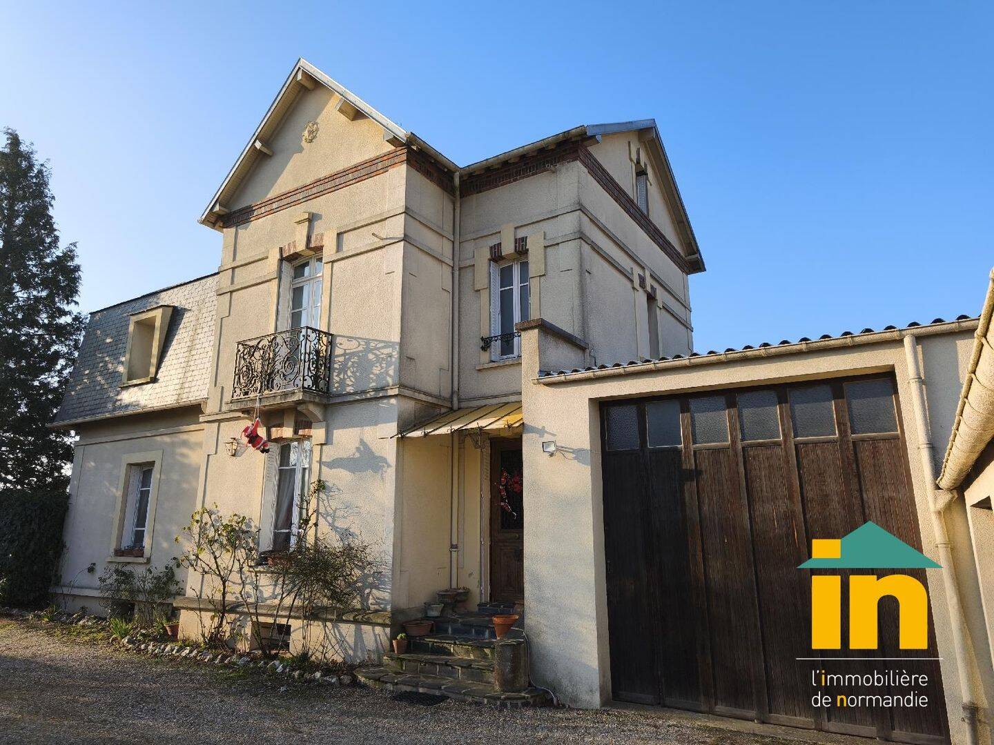 Maison 9 pièces 180 m² · à L'Aigle · 180 m² · 275 000 €