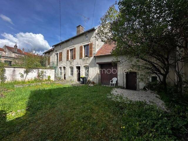 Maison 6 pièces 210 m² · à Recey-sur-Ource · 210 m² · 51 000 €