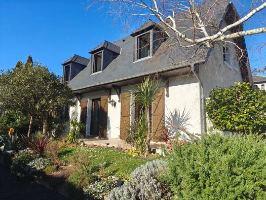 Maison à vendre 290 000 € 5 pièces 4 chambres 170 m² Centre-Gare Lourdes 65100