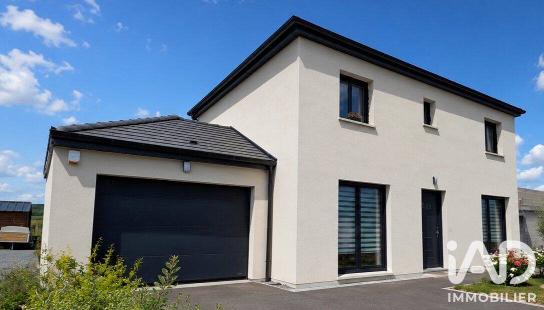 Maison 7 pièces 150 m² · à Warcq · 150 m² · 364 500 €