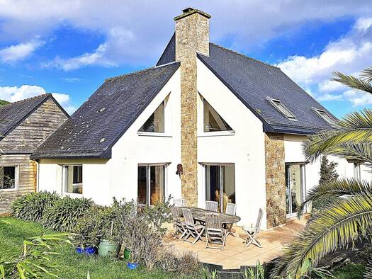 Maison à vendre 491 600 € 7 pièces 4 chambres 177 m² 974 m² de terrain Tréveneuc 22410