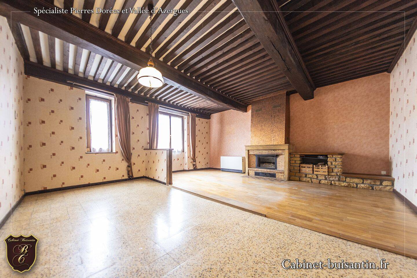 Appartement 6 pièces 236 m² · à Chessy · 235,6 m² · 145 700 €