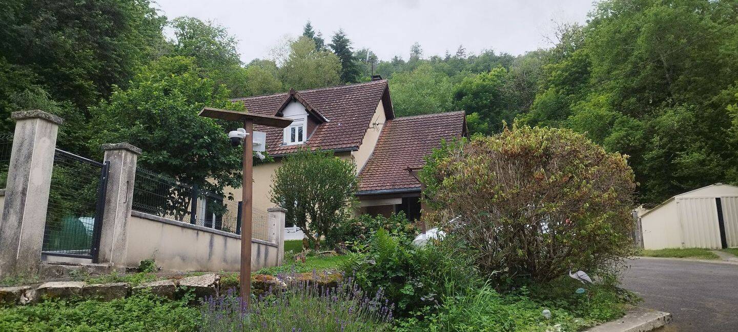 Maison 7 pièces 155 m² · à Cransac · 155 m² · 170 000 €