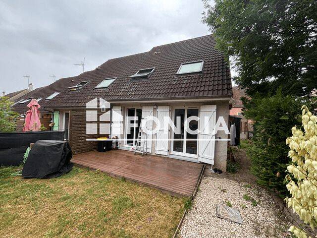 Maison 5 pièces 88 m² · à Velars-sur-Ouche · 87,7 m² · 1 100 €