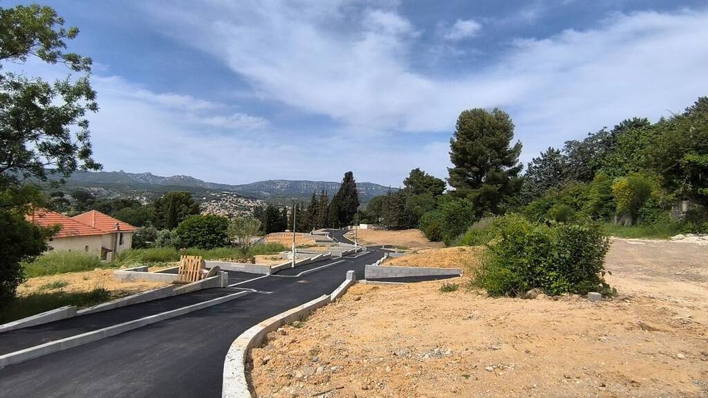 Terrain constructible à vendre 340 000 € 541 m² de terrain Logis Neuf Est Allauch 13190