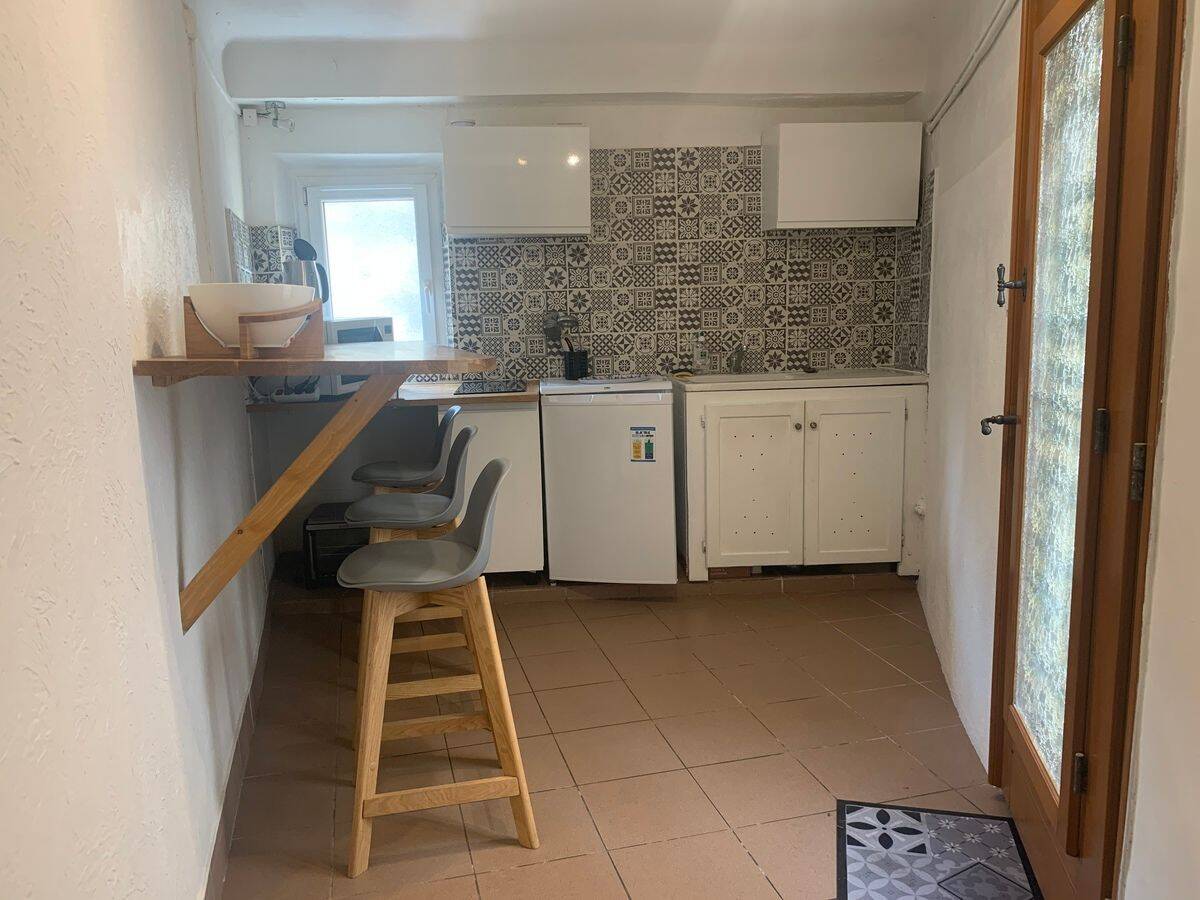 Appartement 2 pièces 35 m² · à Pierrefeu-du-Var · 35 m² · 515 €/mois