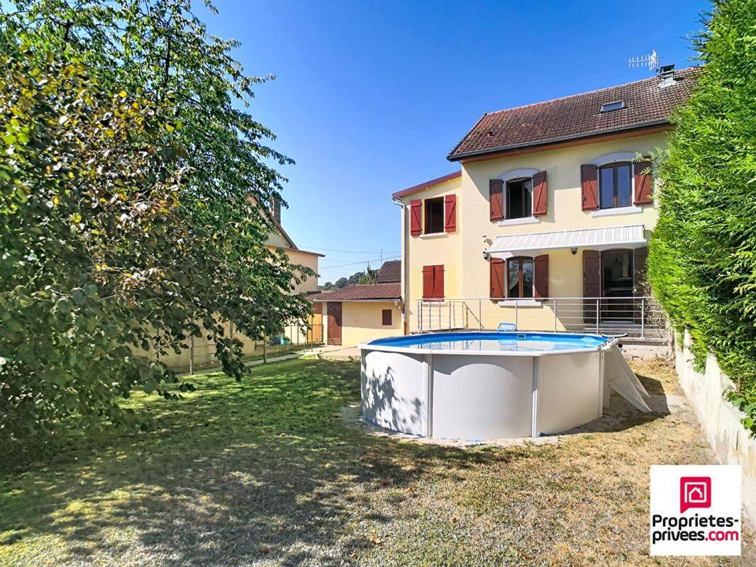 Maison 6 pièces 138 m² · à Héricourt · 138 m² · 156 000 €