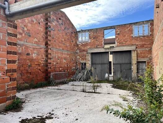 Terrain à vendre 39 000 € 237 m² de terrain Est Fleurance 32500