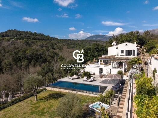 Maison à vendre 3 990 000 € 8 pièces 5 chambres 315 m² 4 822 m² de terrain Saint-Paul-de-Vence 06570