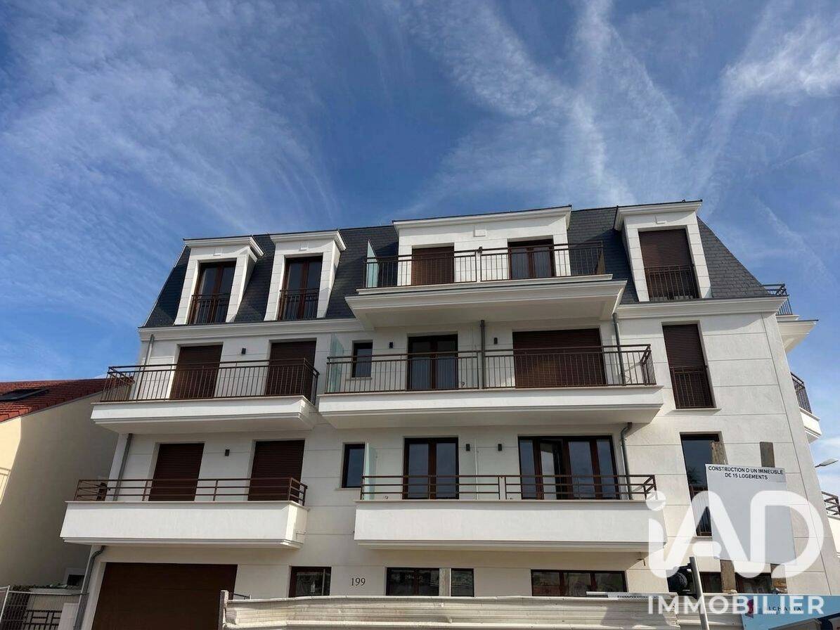 Appartement 1 pièce 29 m² · à Sainte-Geneviève-des-Bois · 28,8 m² · 799 €/mois