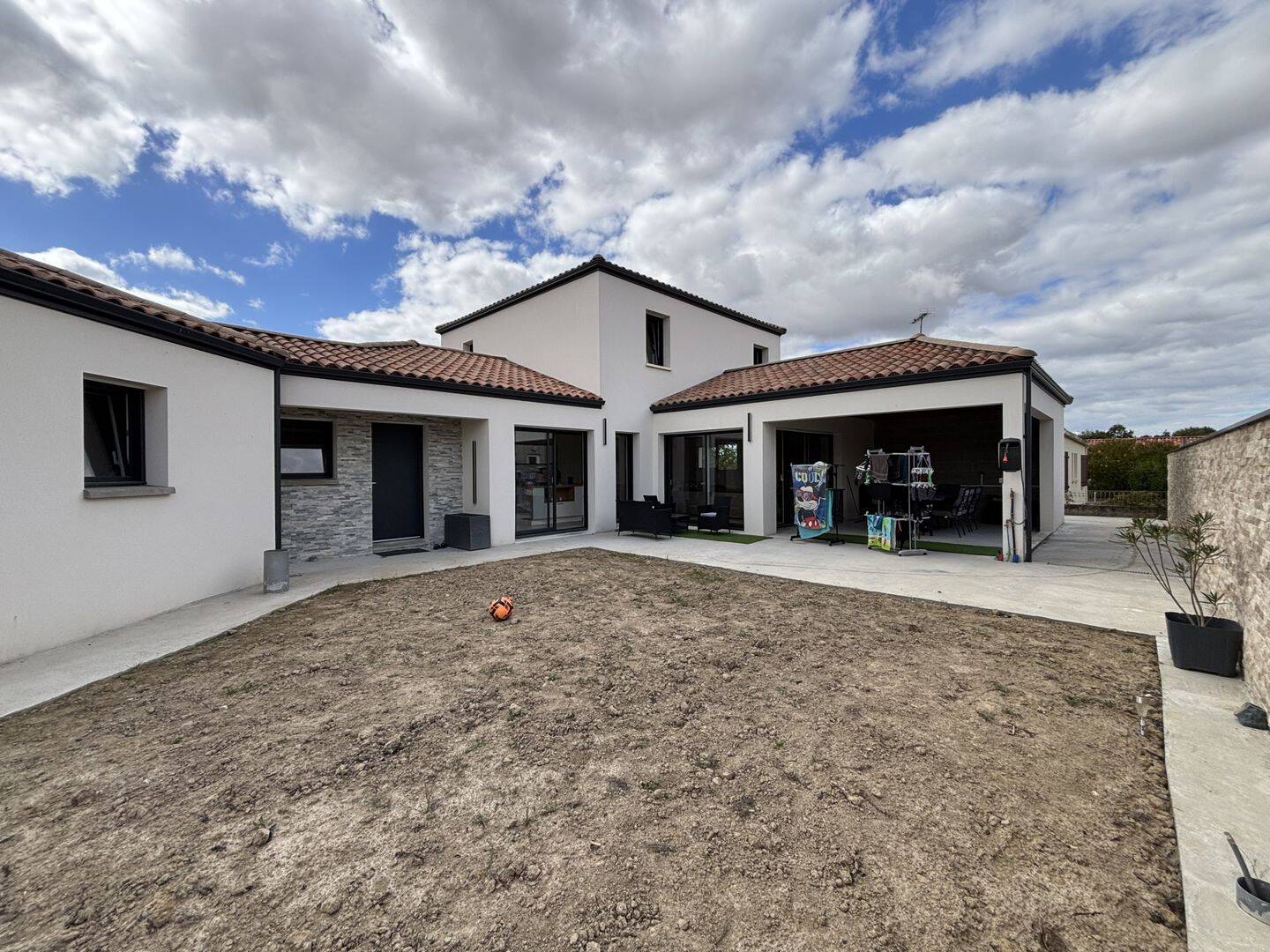 Maison 6 pièces 145 m² · à Les Achards · 145,1 m² · 394 000 €