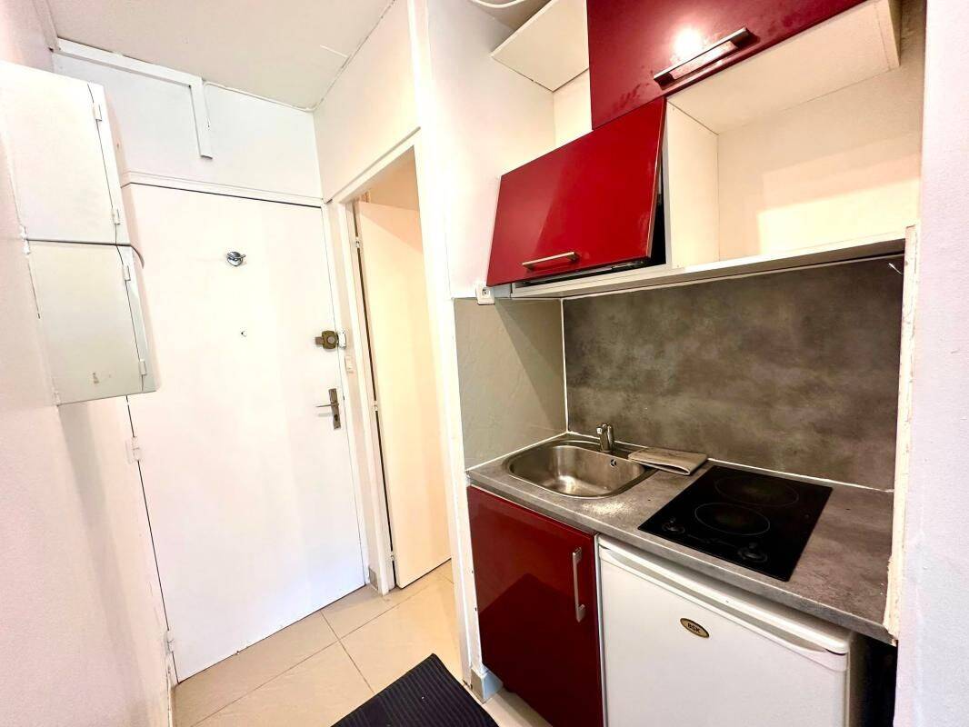 Appartement 1 pièce 14 m² · à Gradignan · 14,3 m² · 512 €/mois