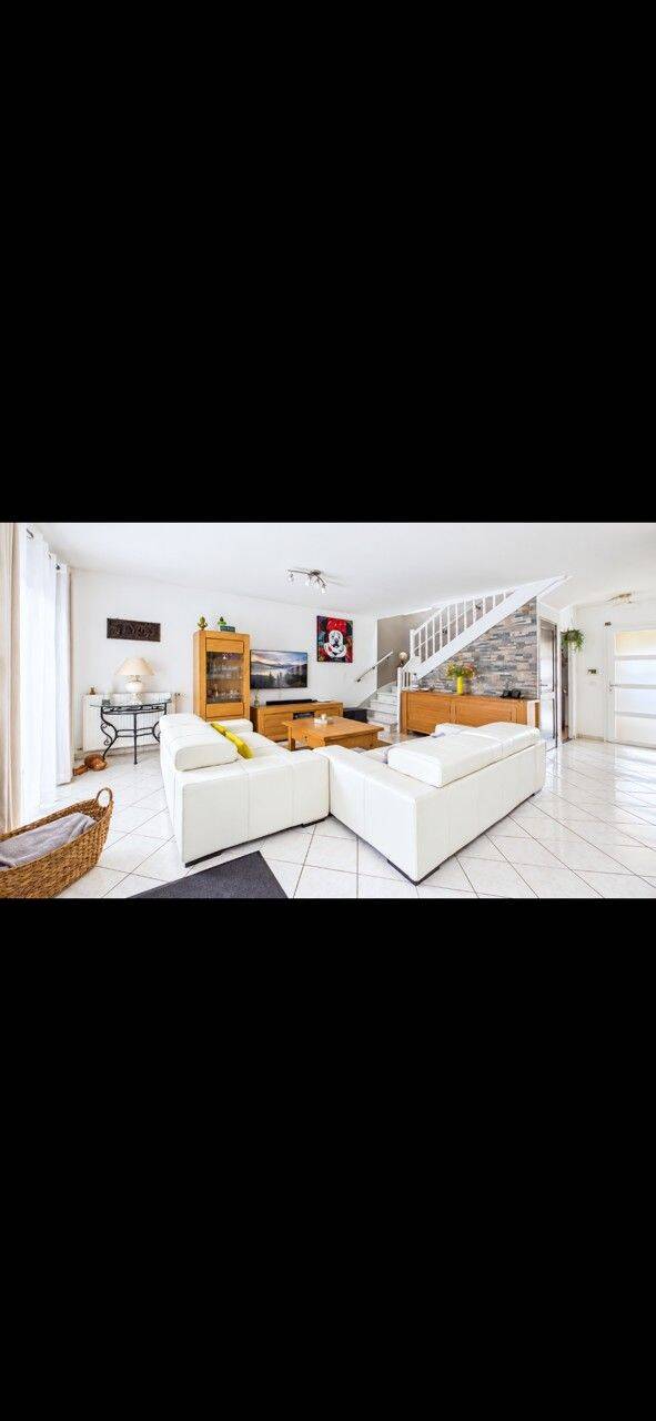 Maison 5 pièces 128 m² · à Sainte-Geneviève-des-Bois · 128 m² · 430 000 €