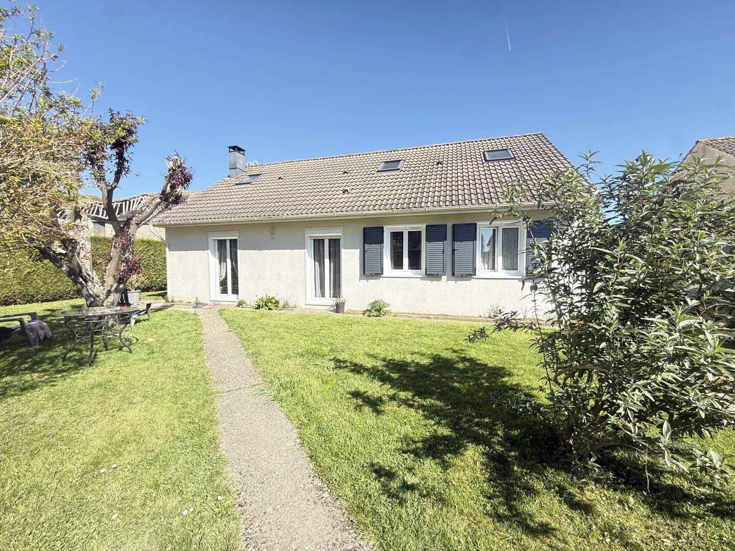 Maison 7 pièces 125 m² · à Houdan · 125 m² · 319 000 €