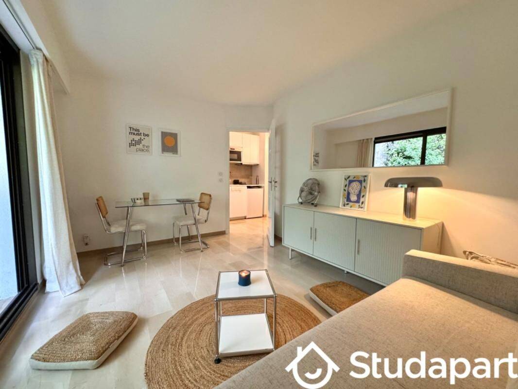 Appartement 1 pièce 23 m² · à Nice · 23 m² · 1 400 €