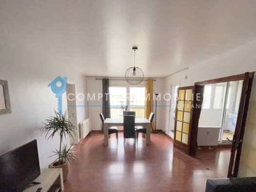 Appartement à vendre 135 000 € 3 pièces 2 chambres 67 m² 6ème étage Dammarie-les-Lys 77190