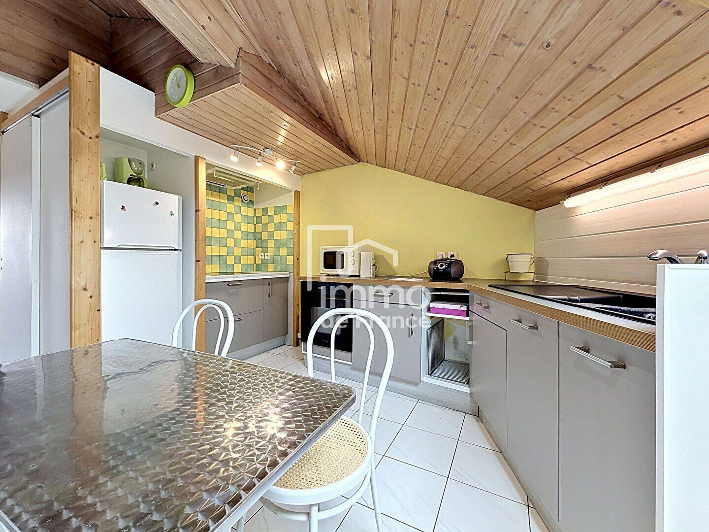 Appartement 1 pièce 38 m² · à Oyonnax · 38 m² · 55 000 €