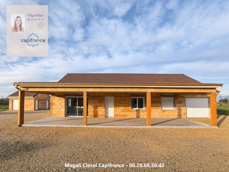 Maison 4 pièces 127 m² · à Simard · 127 m² · 235 000 €