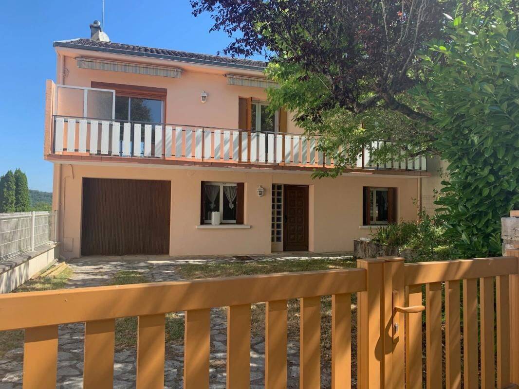 Maison 5 pièces 137 m² · à Coulounieix-Chamiers · 137 m² · 1 100 €/mois