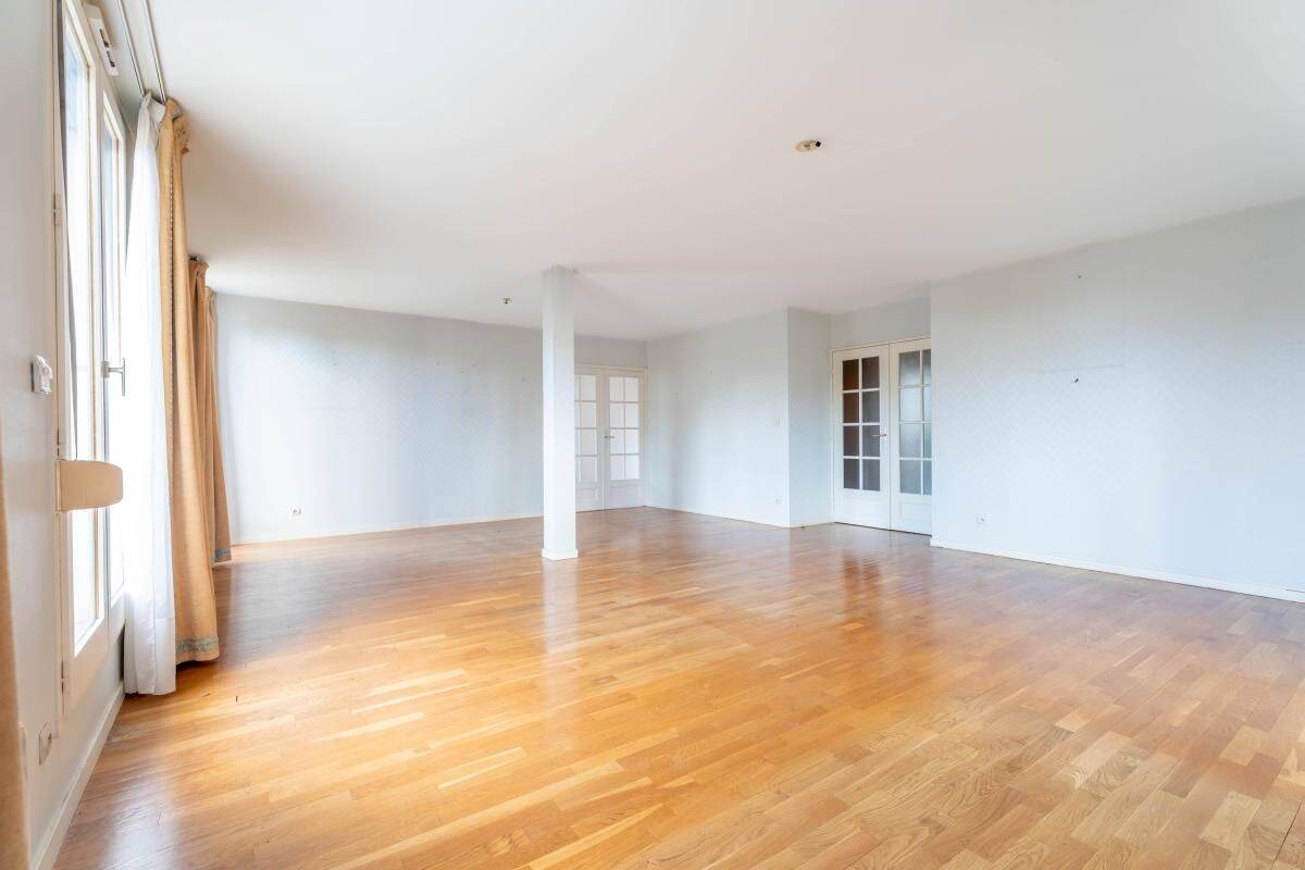 Appartement 6 pièces 167 m² · à Villefranche-sur-Saône · 167,2 m² · 364 000 €
