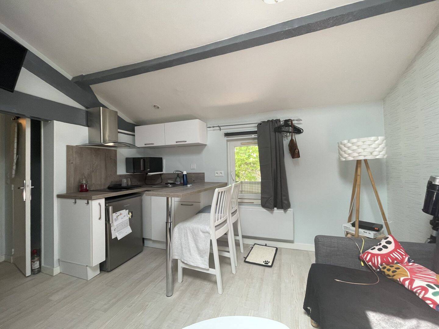 Appartement 2 pièces 28 m² · à Saintes · 27,8 m² · 484 €/mois