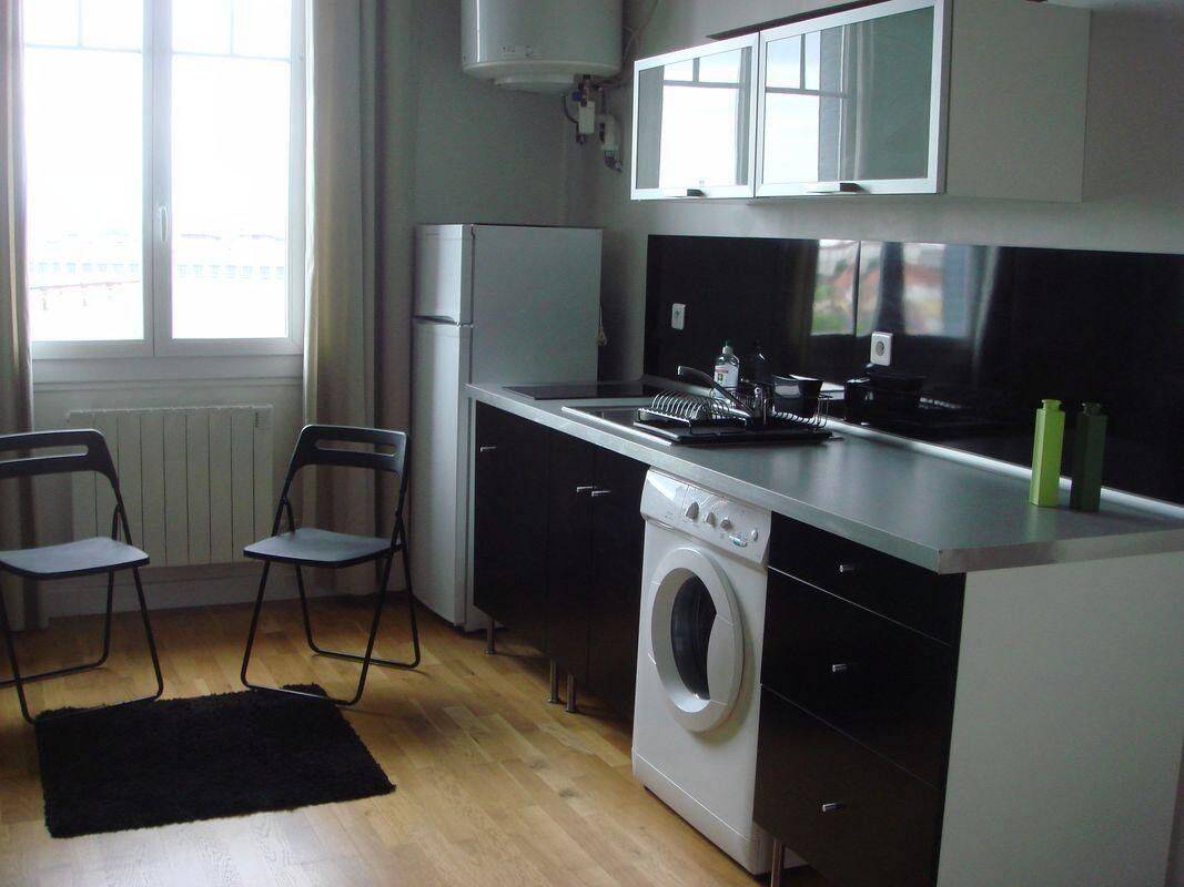 Appartement 1 pièce 21 m² · à Lyon 7ème Arrondissement · 21 m² · 635 €