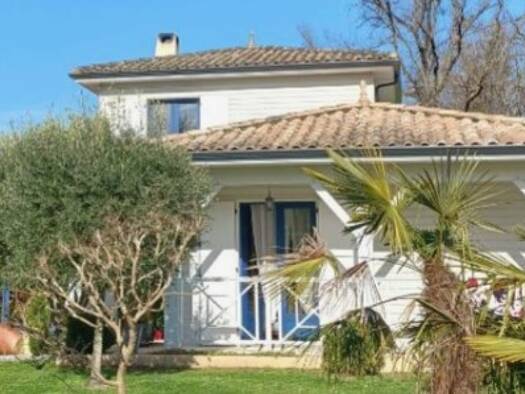 Maison à vendre 329 000 € 5 pièces 4 chambres 171 m² 3 000 m² de terrain La Roche-Chalais 24490