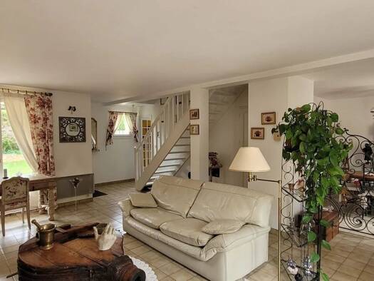 Maison à vendre 425 000 € 6 pièces 4 chambres 112 m² 420 m² de terrain Thoiry 78770