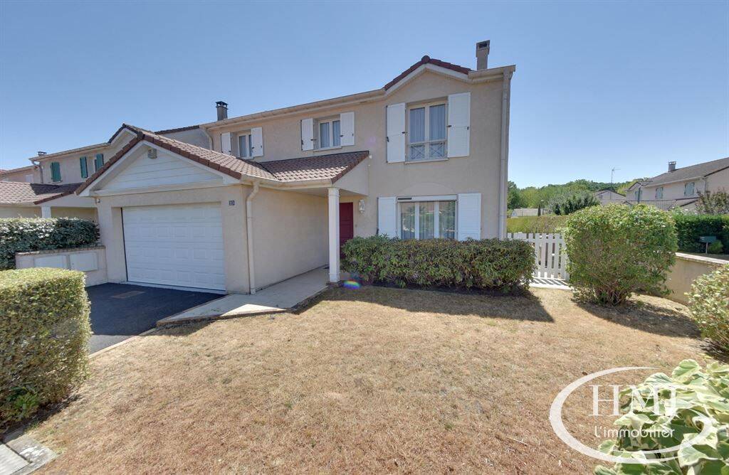 Maison 6 pièces 140 m² · à Évry-Courcouronnes · 140 m² · 429 000 €