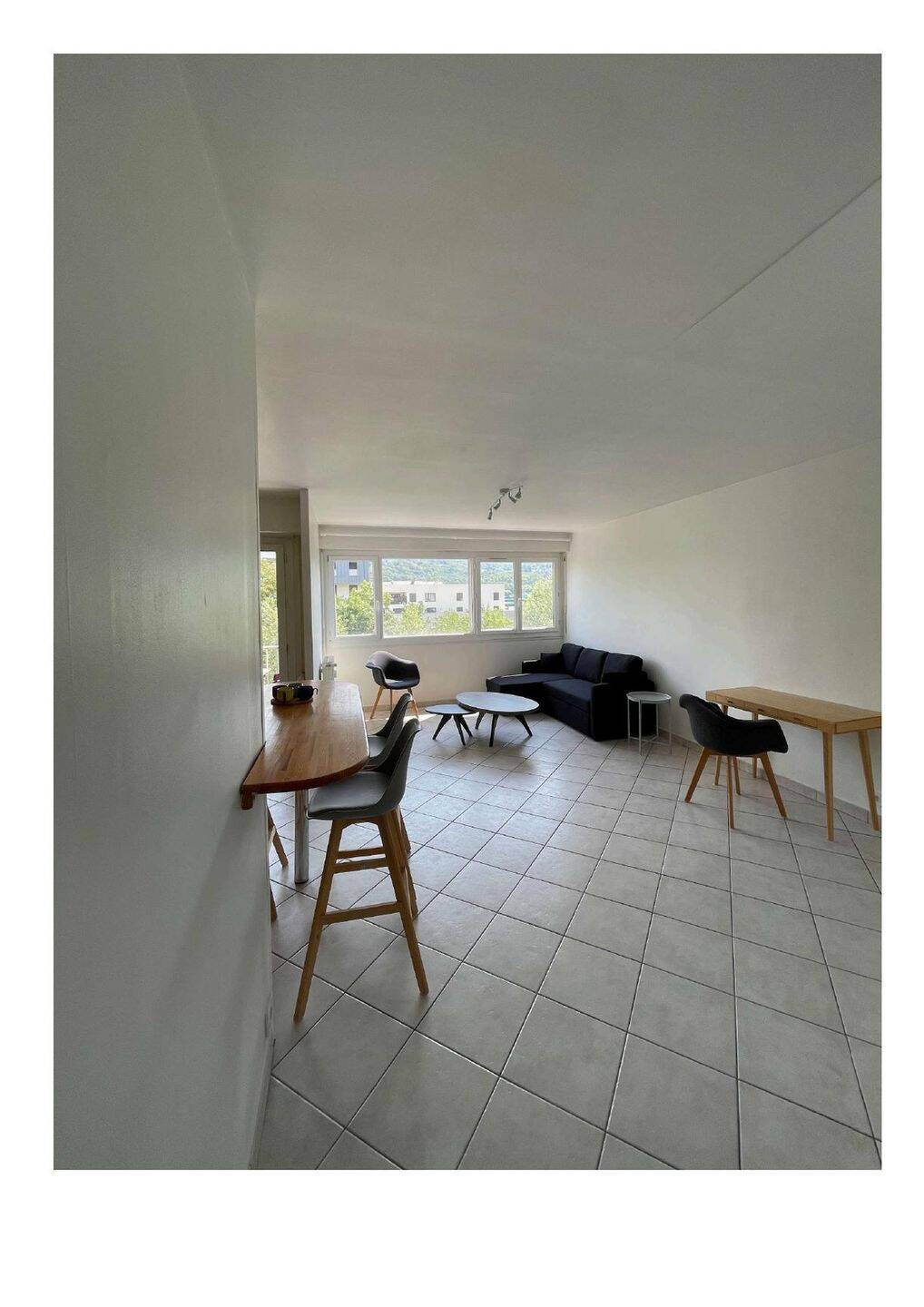Appartement 2 pièces 50 m² · à Chambéry · 50 m² · 880 €/mois