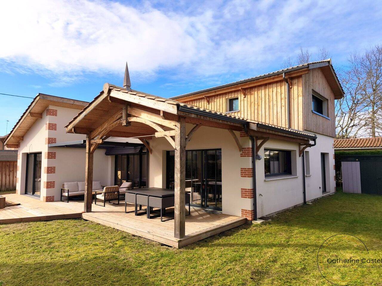 Maison 6 pièces 145 m² · à Lanton · 145 m² · 919 000 €