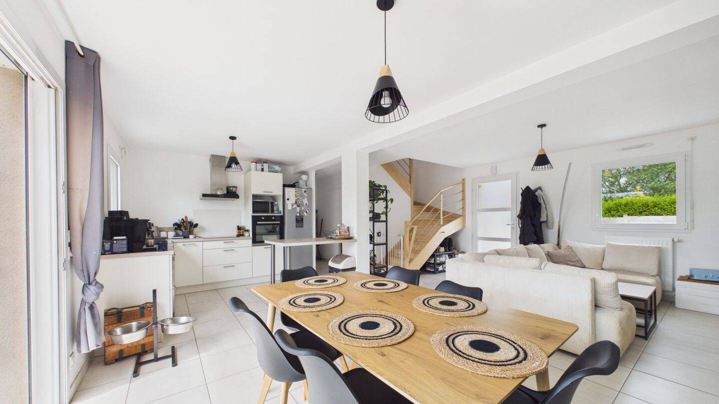Maison 5 pièces 83 m² · à Ploudalmézeau · 83 m² · 249 999 €