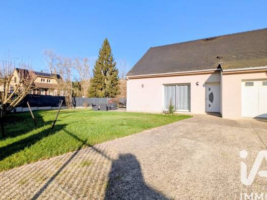 Maison de plain-pied à vendre 307 000 € 5 pièces 3 chambres 100,6 m² Saclas 91690