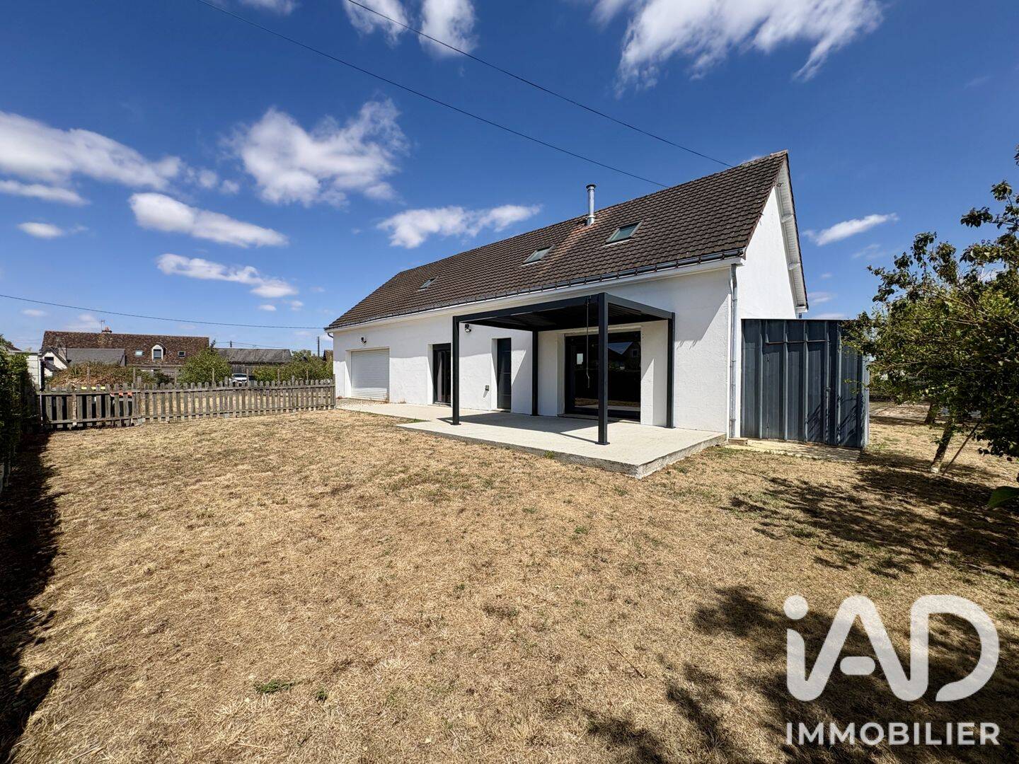 Maison 6 pièces 155 m² · à Auzouer-en-Touraine · 155 m² · 260 000 €