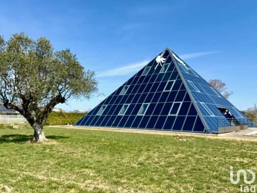 Espace bureau à vendre 675 000 € 435 m² de bureaux Rural Pierrelatte 26700