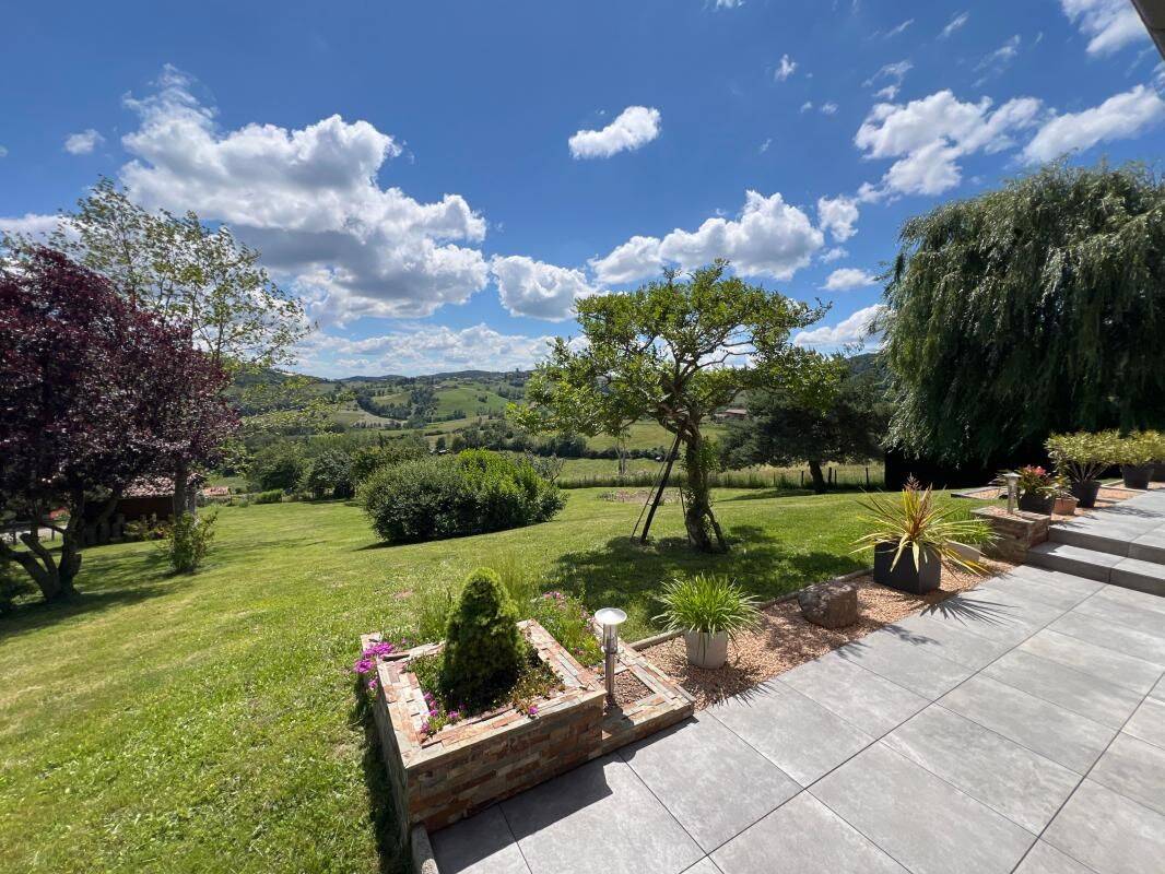 Maison 5 pièces 150 m² · à Montrottier · 150 m² · 395 000 €