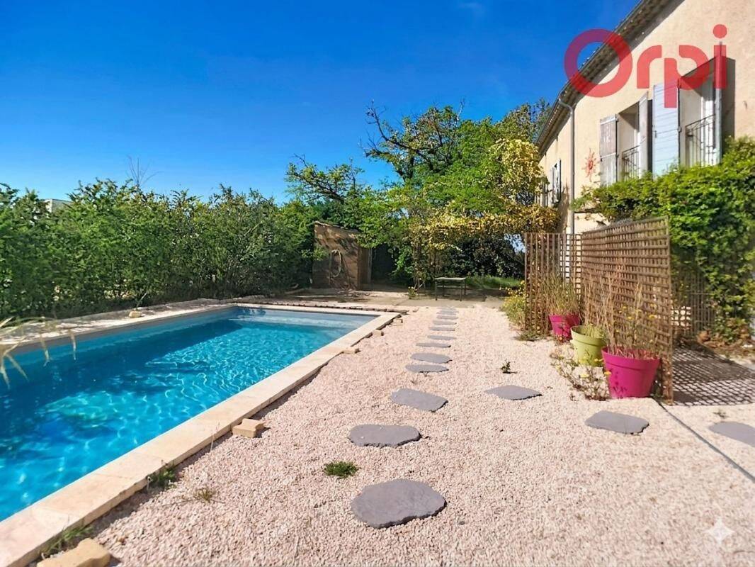Maison 7 pièces 168 m² · à Le Pontet · 168 m² · 365 000 €