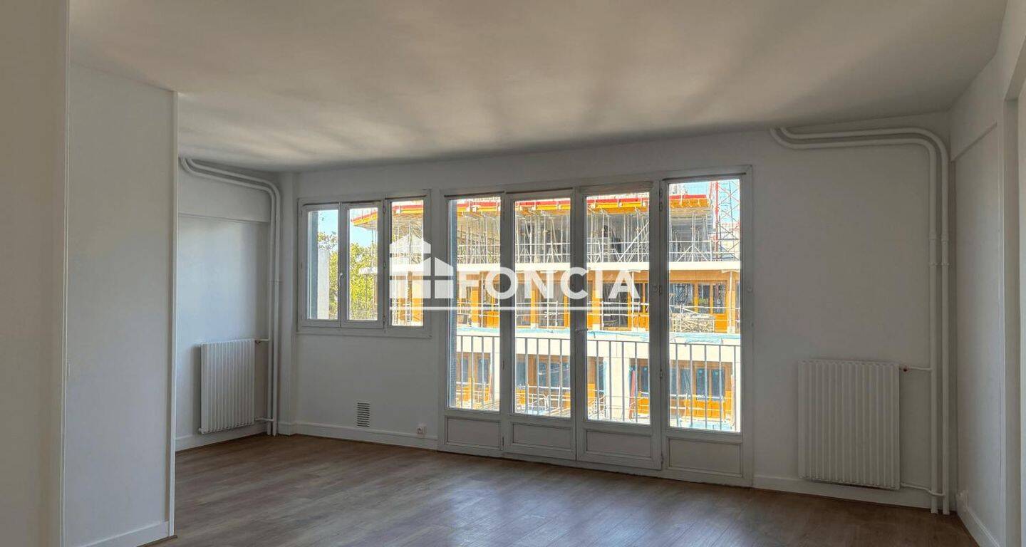 Appartement 1 pièce 36 m² · à Paris 10ème Arrondissement · 35,9 m² · 1 281 €