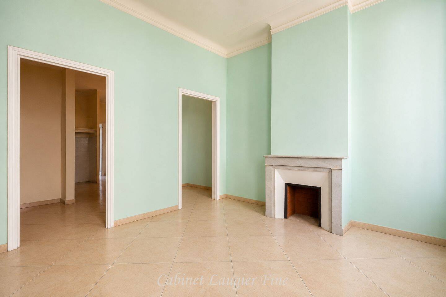 Appartement 3 pièces 55 m² · à Marseille 8ème Arrondissement · 55,2 m² · 220 000 €