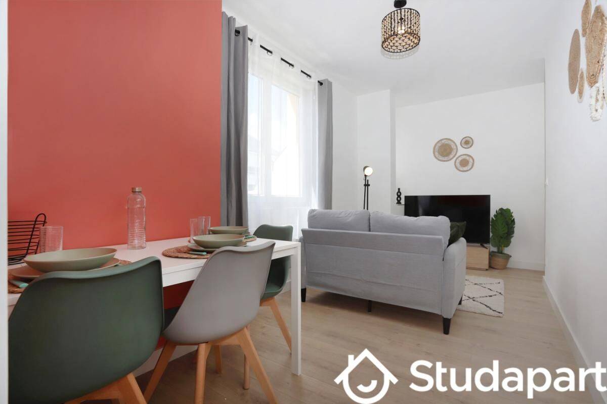 1 pièce 58 m² · à Saint-Nazaire · 58 m² · 470 €