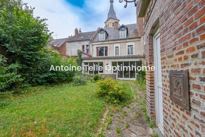 Maison 10 pièces 254 m² · à Le Cateau-Cambrésis · 254 m² · 168 000 €