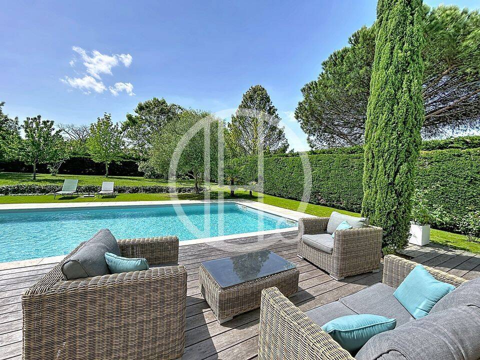 Maison 8 pièces 200 m² · à Bouliac · 200 m² · 940 000 €