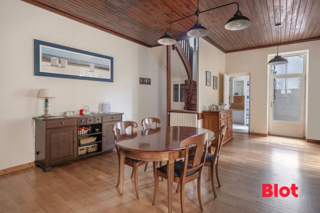 Maison 7 pièces 142 m² · à La Baule-Escoublac · 142 m² · 749 800 €