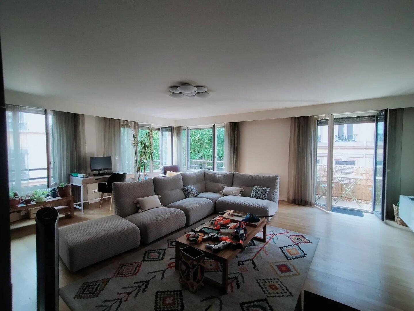 Appartement 5 pièces 170 m² · à Lyon 6ème Arrondissement · 170 m² · 3 450 €