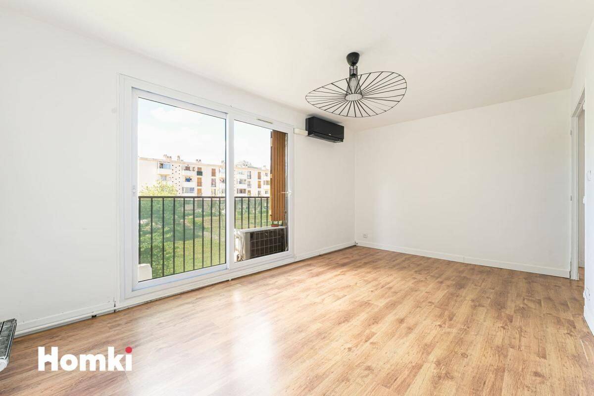 Appartement 3 pièces 57 m² · à Aubagne · 57 m² · 170 000 €