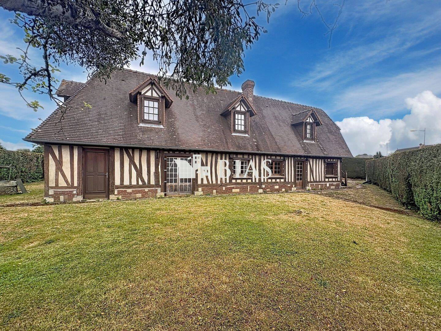 Maison 6 pièces 163 m² · à Bourg-Achard · 163 m² · 229 900 €