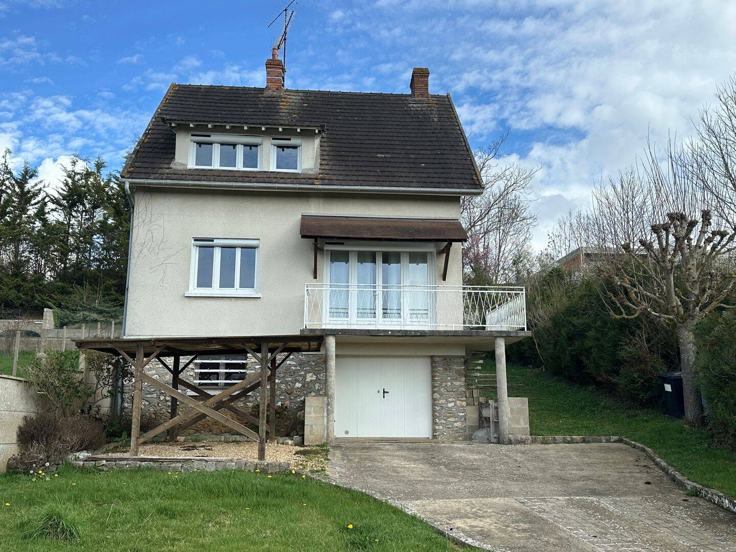 Maison 4 pièces 101 m² · à Maintenon · 101 m² · 222 000 €
