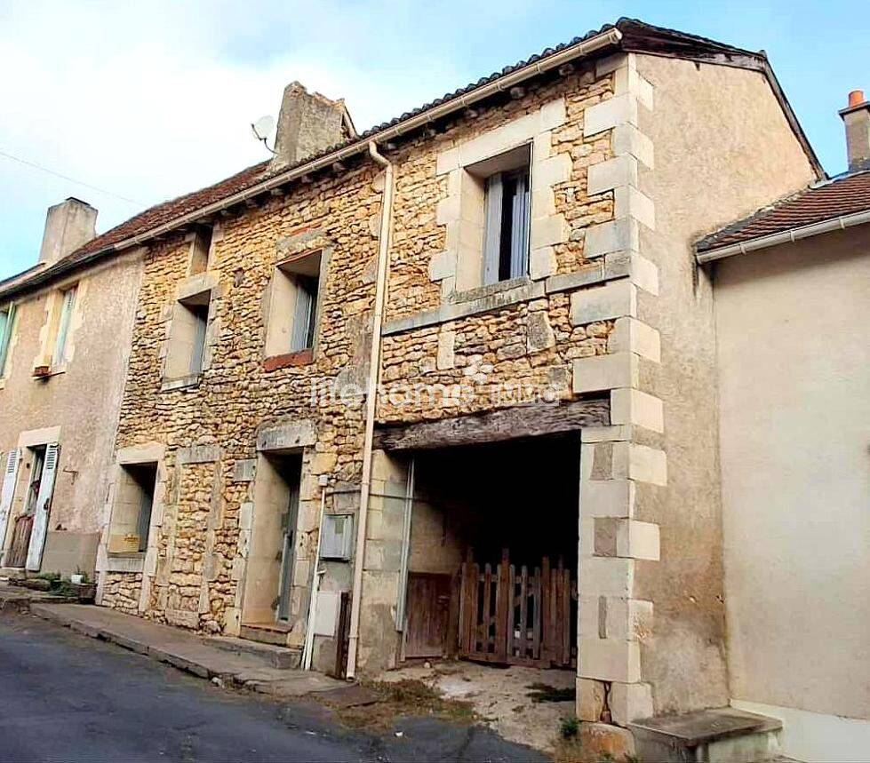 Maison 4 pièces 91 m² · à Saint-Savin · 91,4 m² · 64 000 €