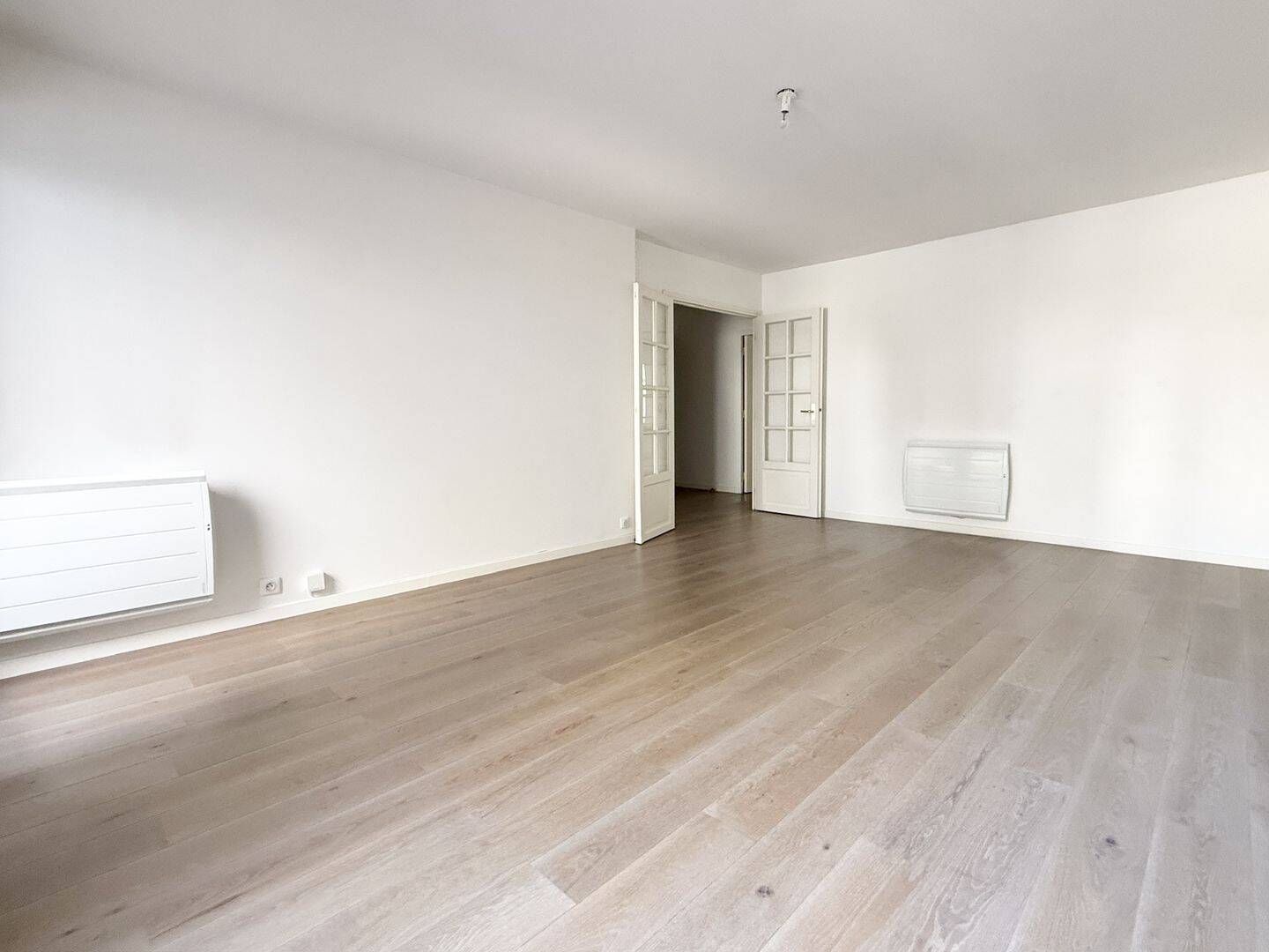 Appartement 3 pièces 68 m² · à Paris 15ème Arrondissement · 68,3 m² · 2 331 €
